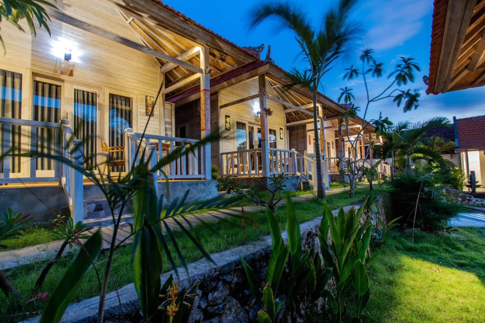 Blue Sky Villa Ceningan นูซาเลมโบงัน ภายนอก รูปภาพ